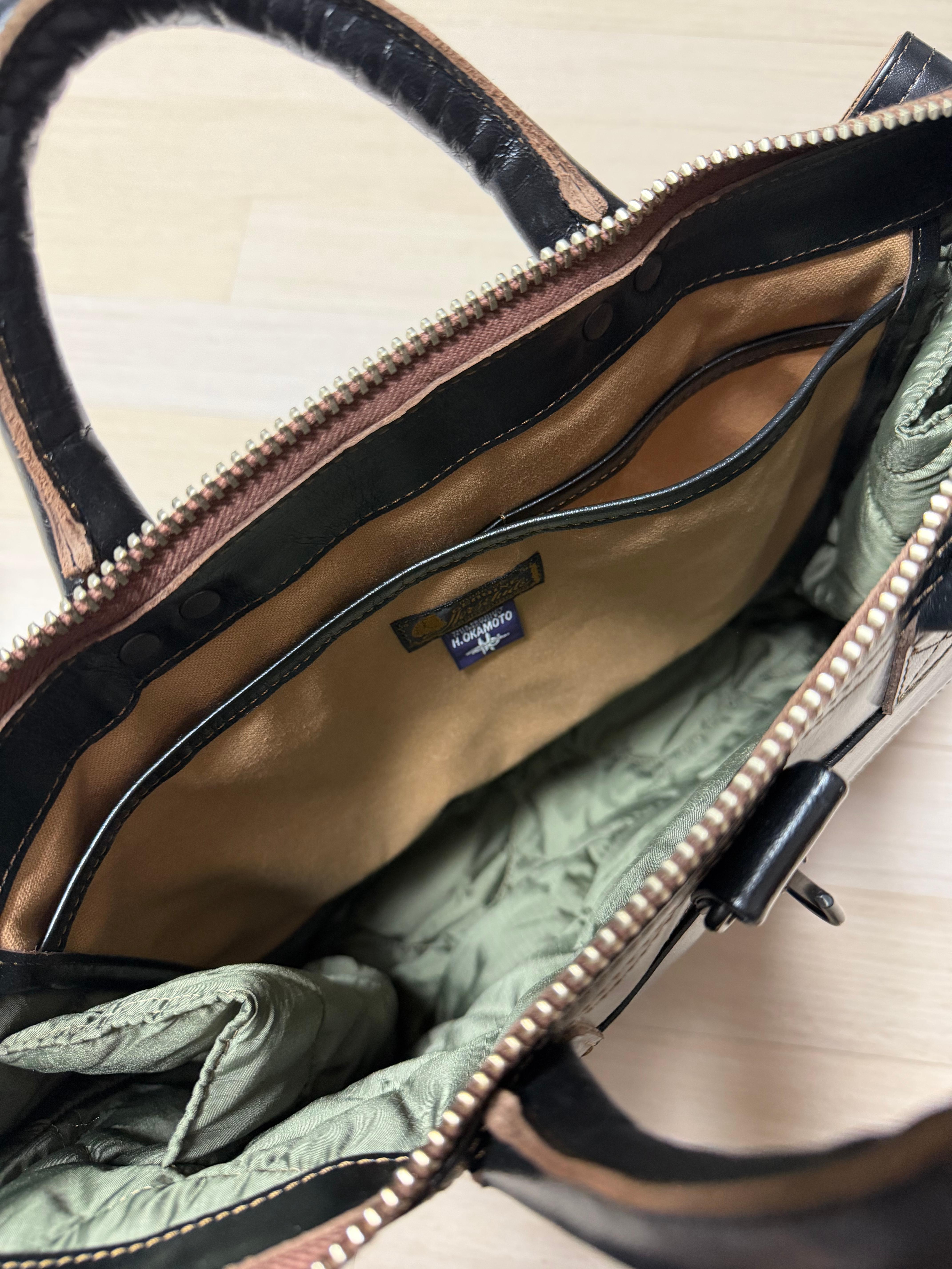 토이즈맥코이 헬멧백 사용 후기