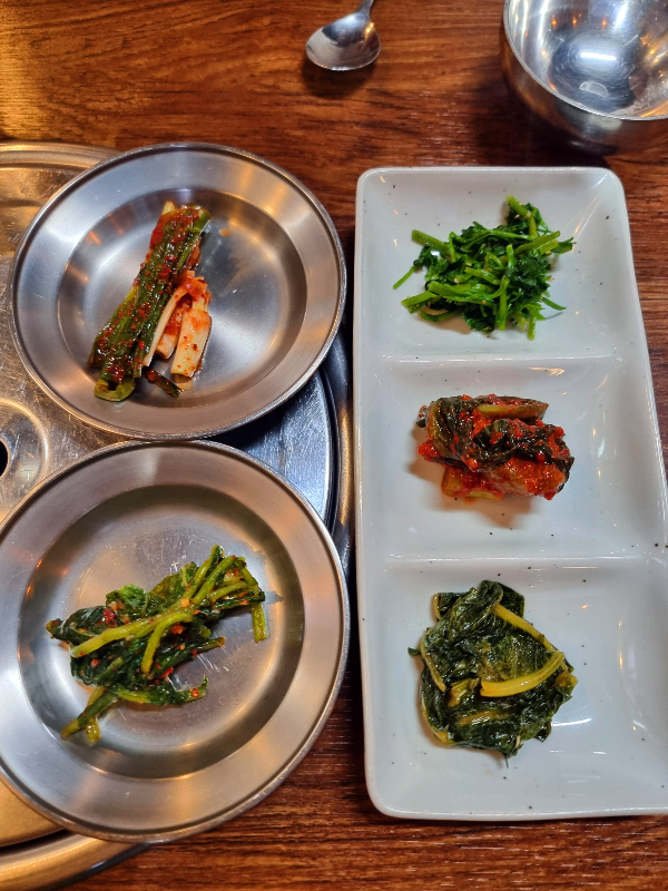 사비문 얼큰 한우국밥 특 육회