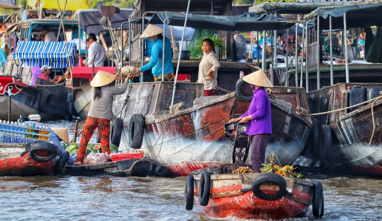 베트남 메콩가 수상시장 사진