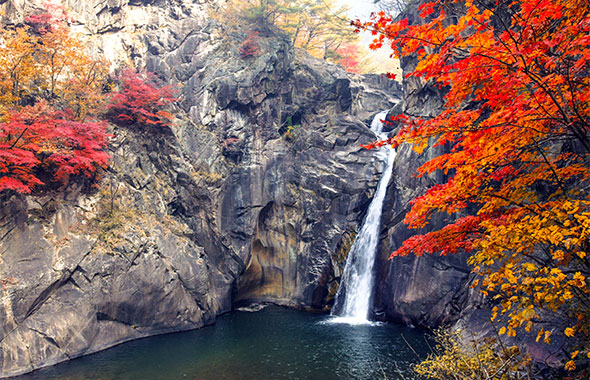삼부연폭포 이미지