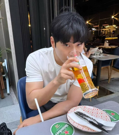 섬총각 영웅 출연진