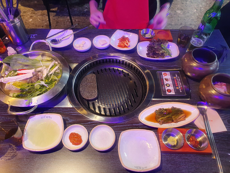 조개탕과-기본-반찬