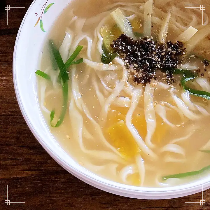 이만기 동네한바퀴 시즌2 흑임자 칼국수 파전 부추전 손두부 아픈 아내의 빈자리를 지키는 칼국수집 사장님 포항 맛집 소개