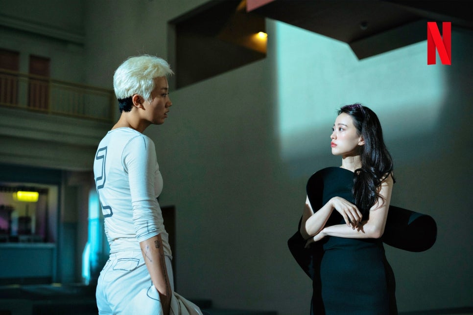 넷플릭스 시리즈 더 에이트쇼 결말 정보 등장인물 출연진 원작 시즌2 쿠키영상