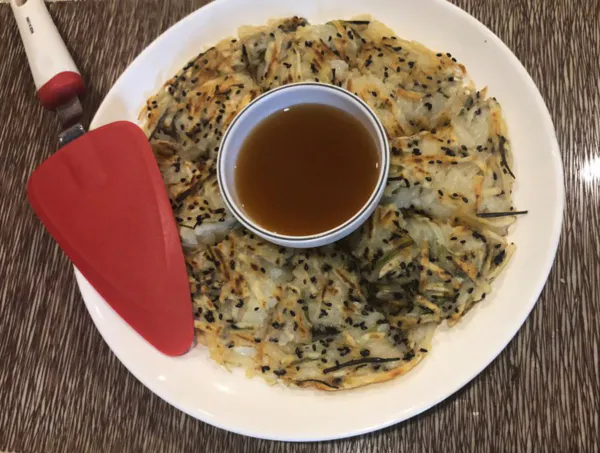 생생정보 대결 맛 대 맛 솥뚜껑 닭볶음탕 vs 솥뚜껑 삼겹살