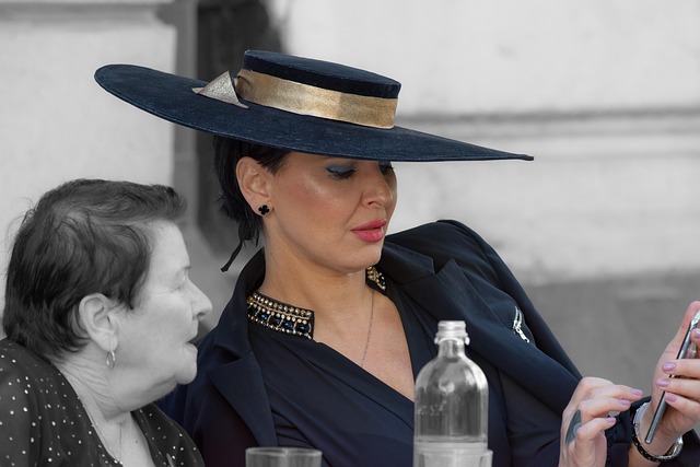 중년 여성에게 맞는 디지털 리터러시&amp;#44; 스마트폰으로 시작하는 자기계발