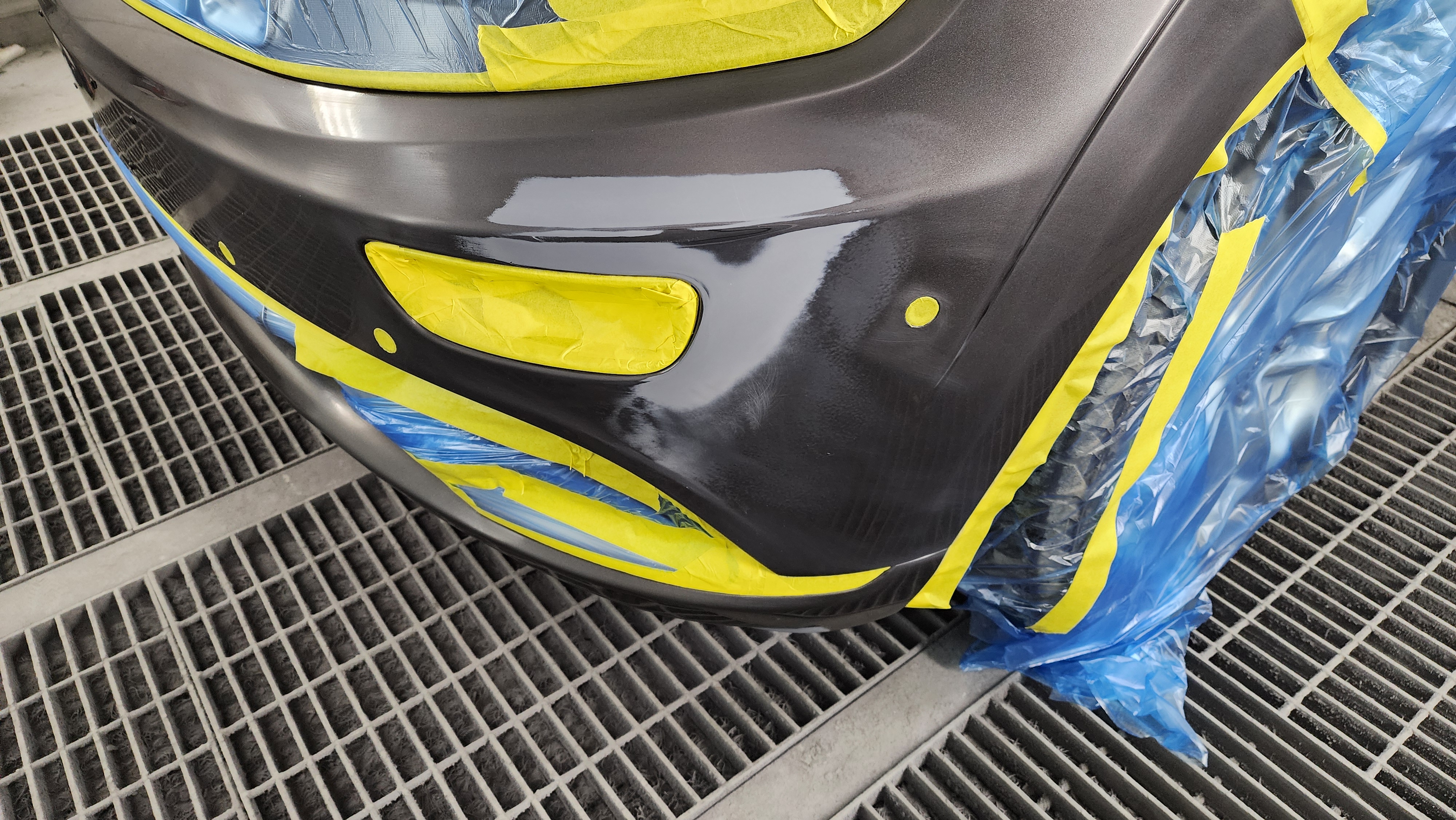 도색 전 서페이서 도포