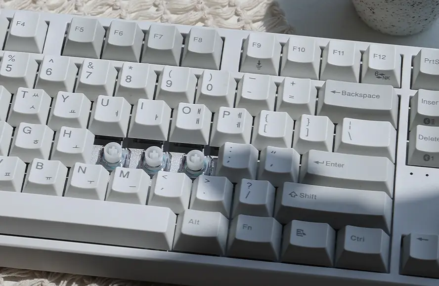 AMKO-무접점-키보드-타건감