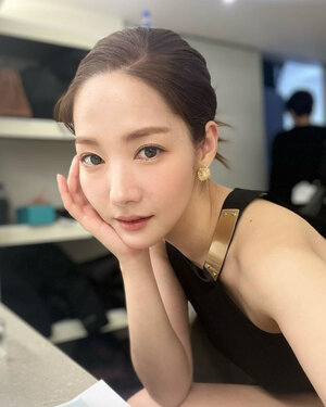 강종현 열애 상대 박민영