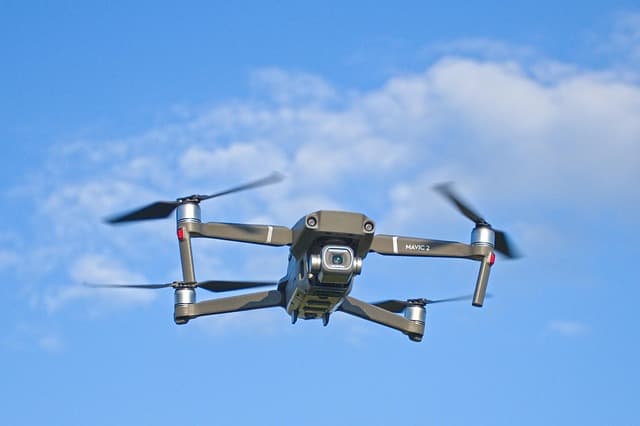 드론을 이용한 산불 초기 탐지와 예방