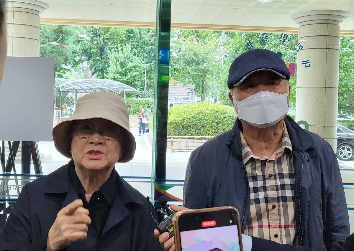 박수홍 엄마 아빠 친형 형수 김다예 결혼 딸 고양이 다홍 부모 근황 프로필