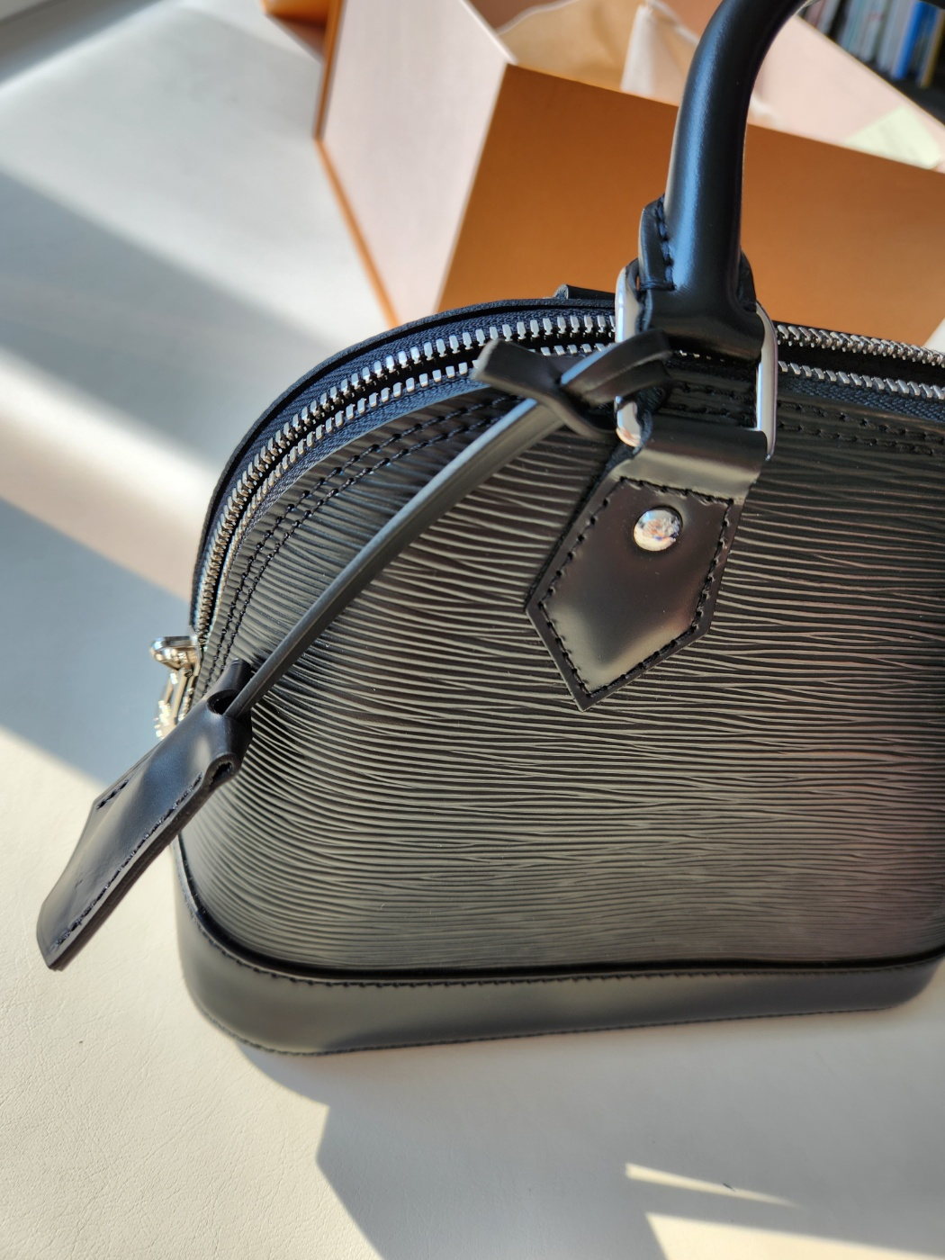 루이비통-알마-bb-키벨-다는법