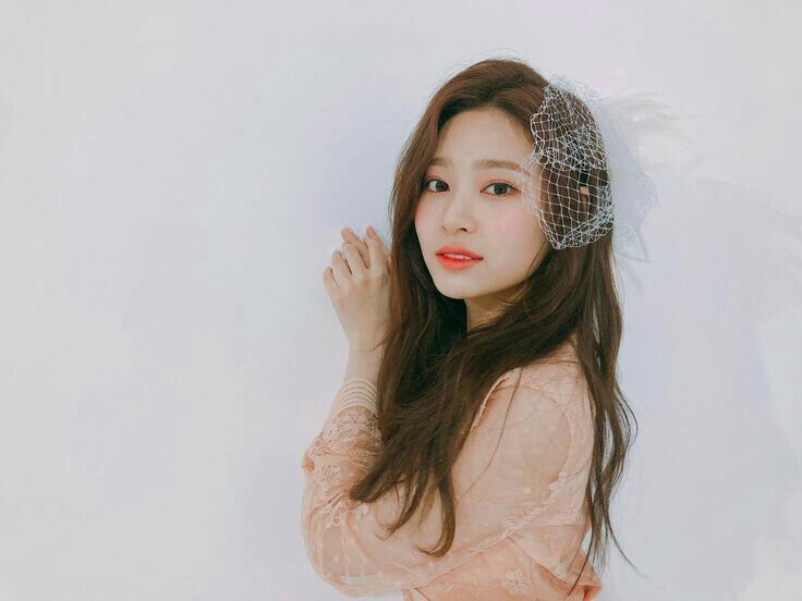 아이즈원 김민주 최애사진 아이즈원 김민주 최애사진