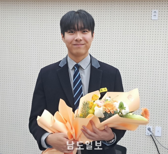 광주서석고 최장우 학생