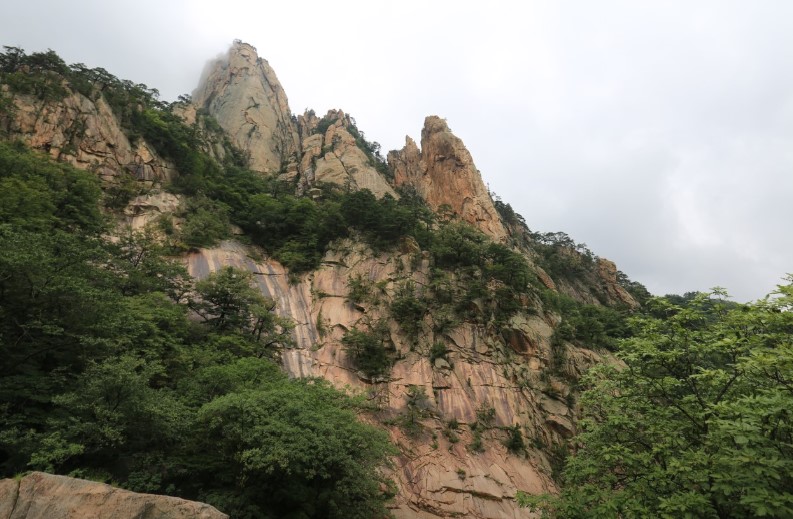 설악산 단풍 시기와 추천 코스