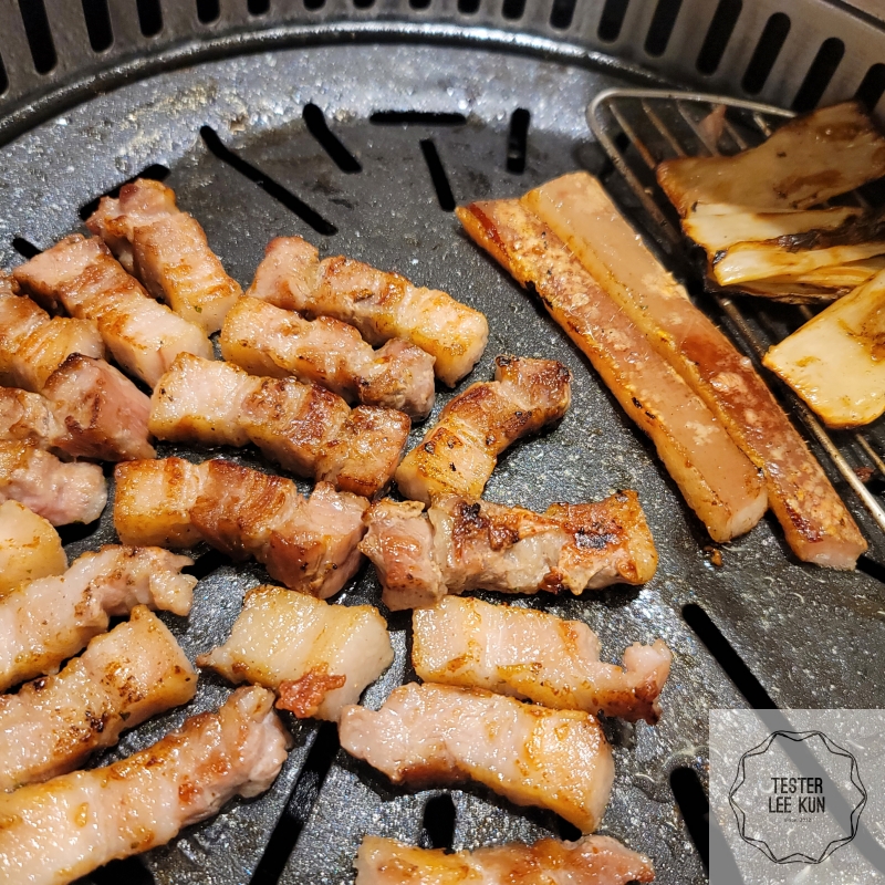 거북이동네 고기굽는사진