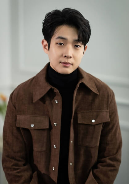 최우식 작품활동