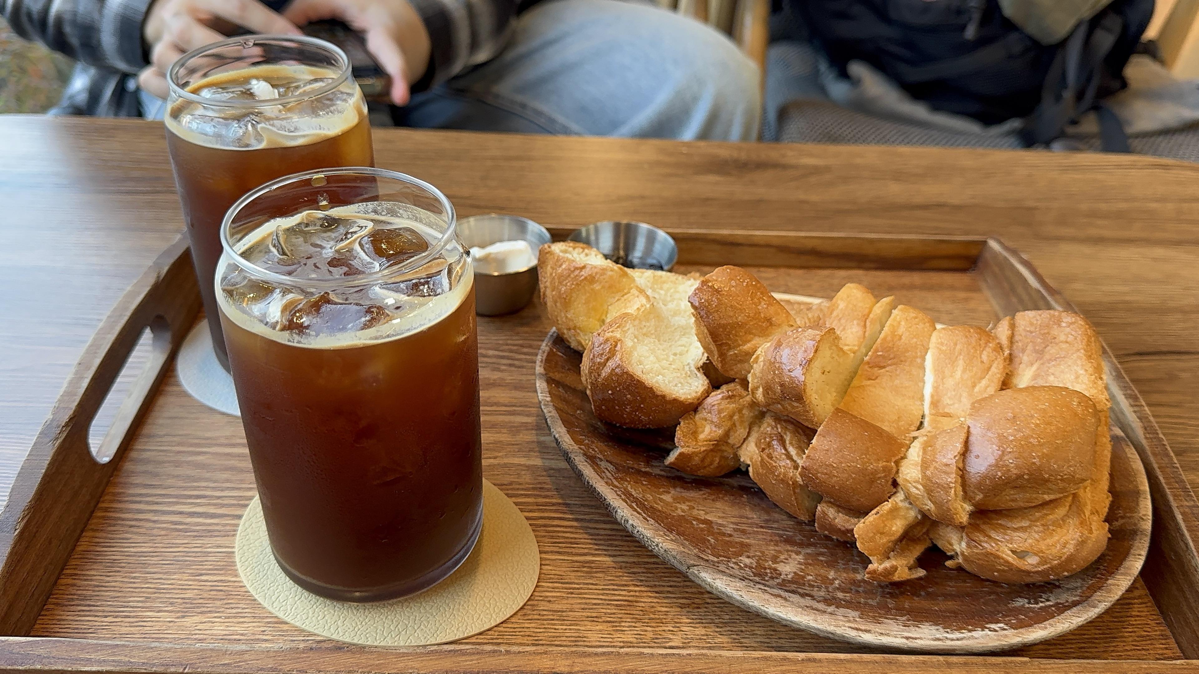 가을의 정취 속에서 즐기는 인천대공원 노란우체통 카페의 매력