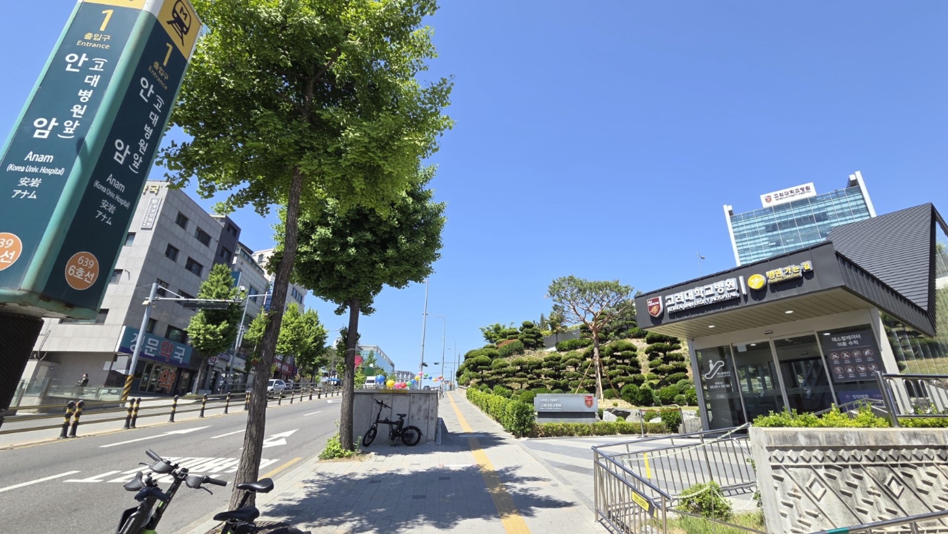 Anam Station Exit 1 elevator Seoul subway Line 6 Korea University