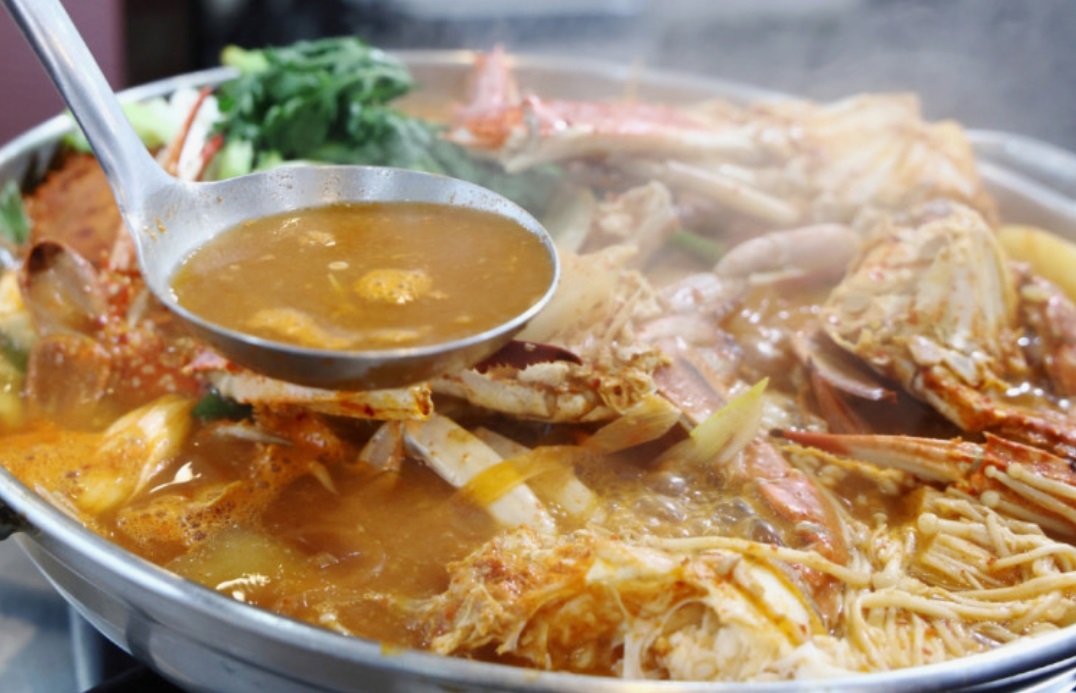 백반기행-강화밥상-꽃게탕-서해꽃게전문