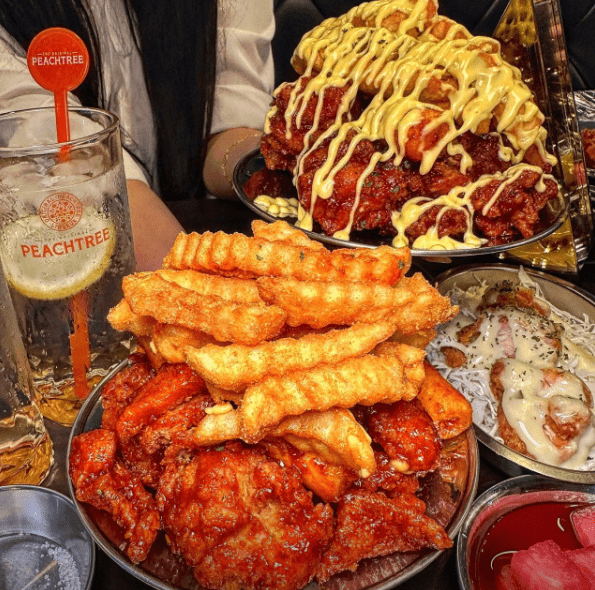 홍대 맛집 " 철인7호 치킨 홍대점 " 음식 사진