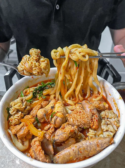 제주곤이칼국수 군포금정역점