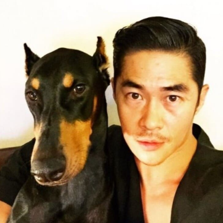 배우-겸-모델-배정남-벨