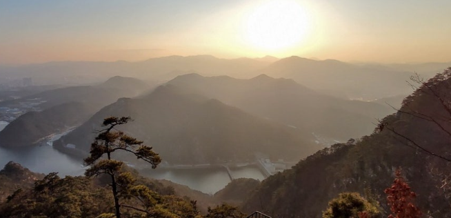 2025 삼악산 가을 여행 코스추천 ❘ 단풍 명소&middot;포토스팟&middot;계곡 위치