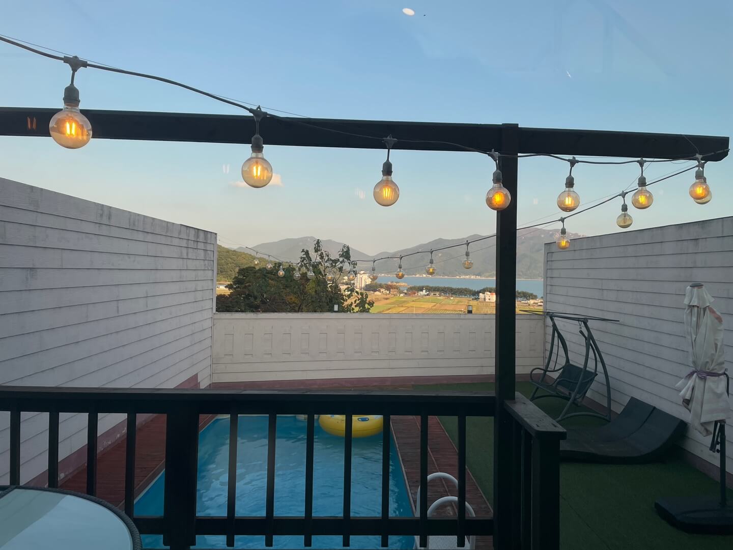 엘시아 애견풀빌라