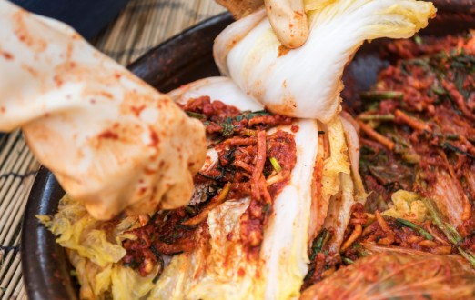 김치냉장고 김장김치 보관방법 - 적정온도, 기간, 용기 완벽 정리