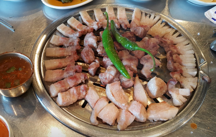 함덕 해수욕장 맛집 &quot; 깡촌흑돼지 함덕본점 &quot;