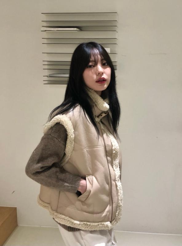 Coy mustang vest 코이 무스탕 조끼 자켓 양모 양털
