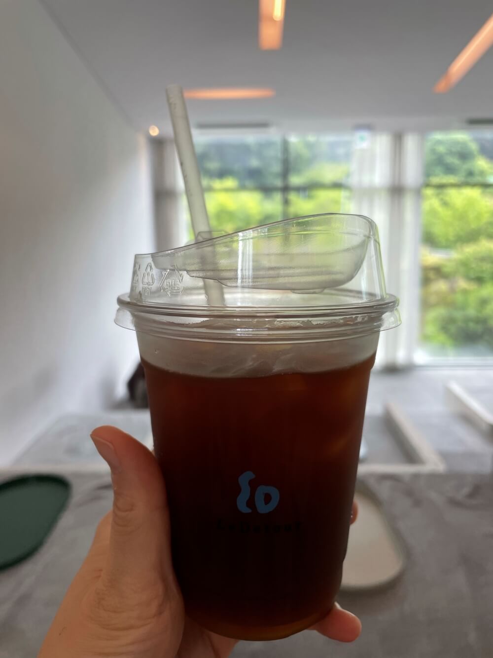 카페-르디투어-아이스-아메리카노