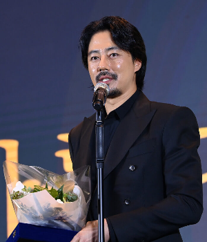 조인성