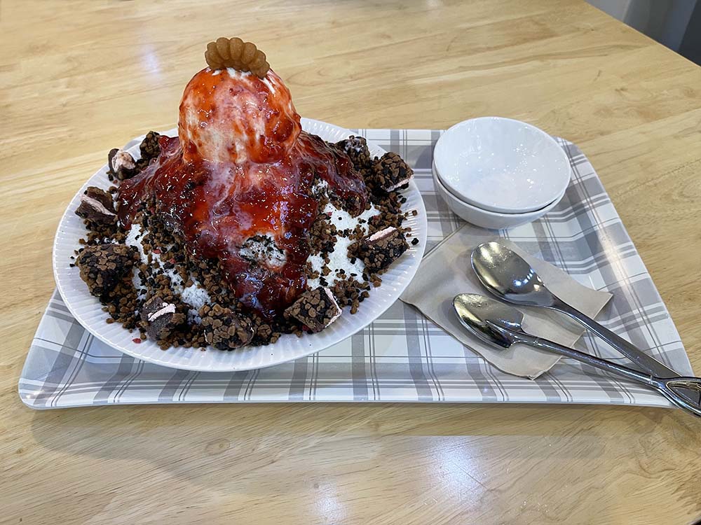 강화 봄봄스 돼지바 팥빙수
