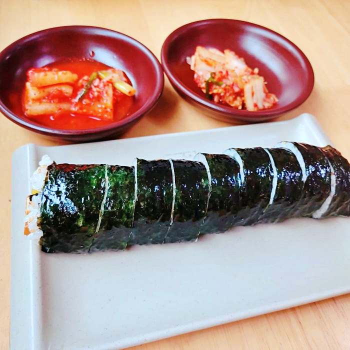 생활의달인 전주 객사 한옥마을 객리단길 묵직하면서도 새콤 아삭한 묵은지 김밥 맛집