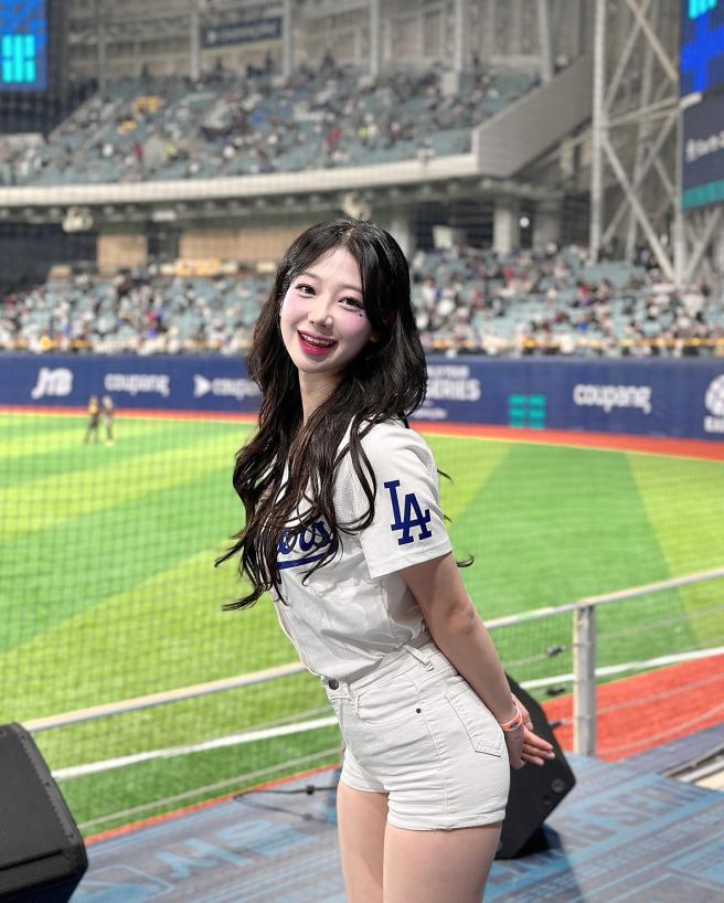 우수한 치어리더 프로필 총정리｜나이&middot;몸매&middot;키&middot;한화 이글스&middot;대만 라쿠텐 걸스&middot;하지원&middot;인스타그램