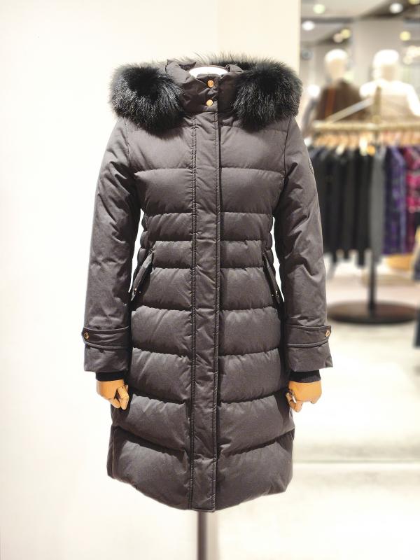 헤지스레이디스 23FW ESSENTIAL DOWN 폭스퍼 트리밍 구스다운 점 HSJU3D0C2BK