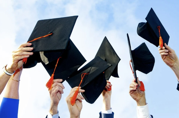 대학 졸업 축하 선물 인기 랭킹 Top 21 (대학 졸업 추천 선물)