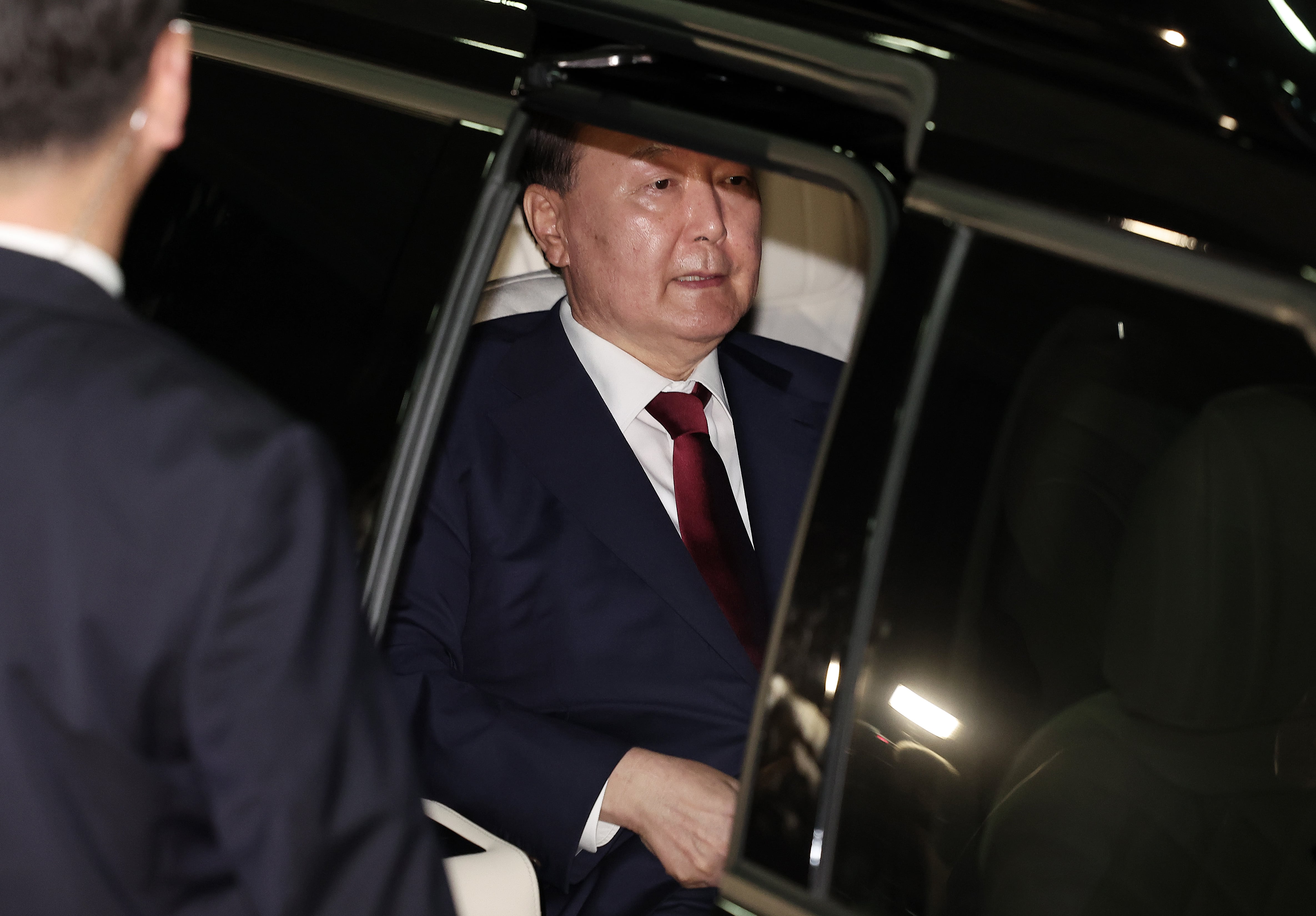 차량에 탄 모습