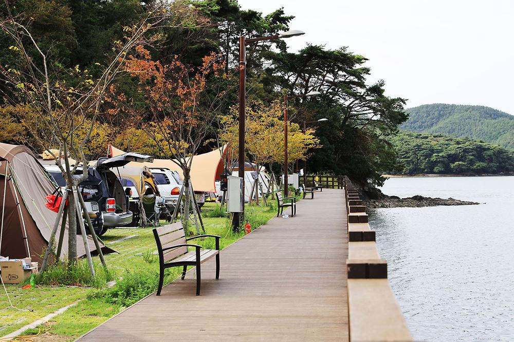 통제영오토캠핑장. 경상남도 통영시 한산면 한산일주로 171, 한산도통제영테마마을