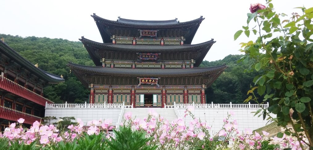 분당 대광사 : 분당 도심 속의 극락정토 동양 최대 규모의 미륵보전과 국내 최고 높이의 미륵불 좌상