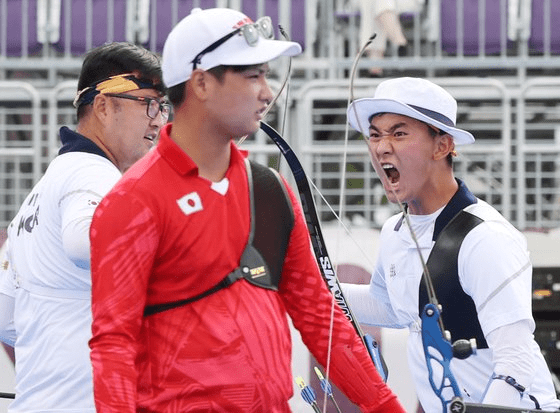 힘을-넣는-김제덕