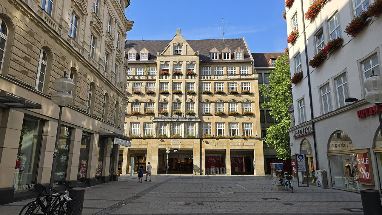 마리엔 광장 가는 길