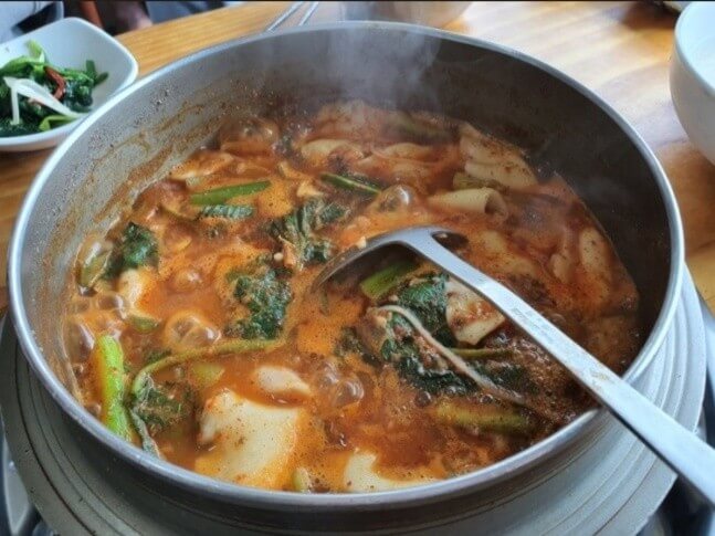 오늘N 2527회 식큐멘터리 경기 김포 양촌 맛집 조정순 추어매운탕