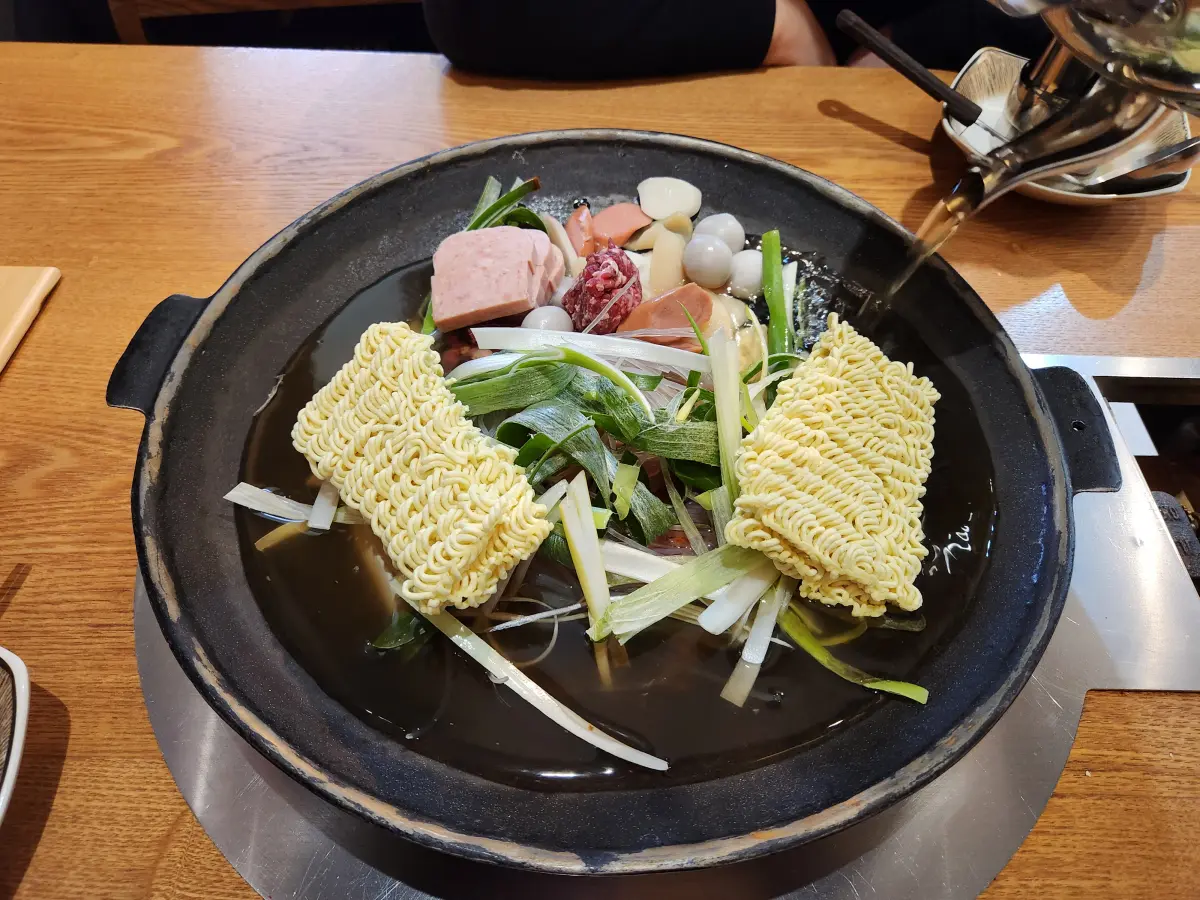 은평뉴타운-구파발-맛집-은평롯데몰-오뎅식당-부대찌개-주문한-음식-2인-세트