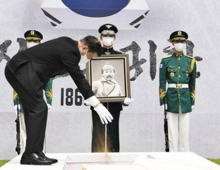 홍범도 장군 흉상 철거