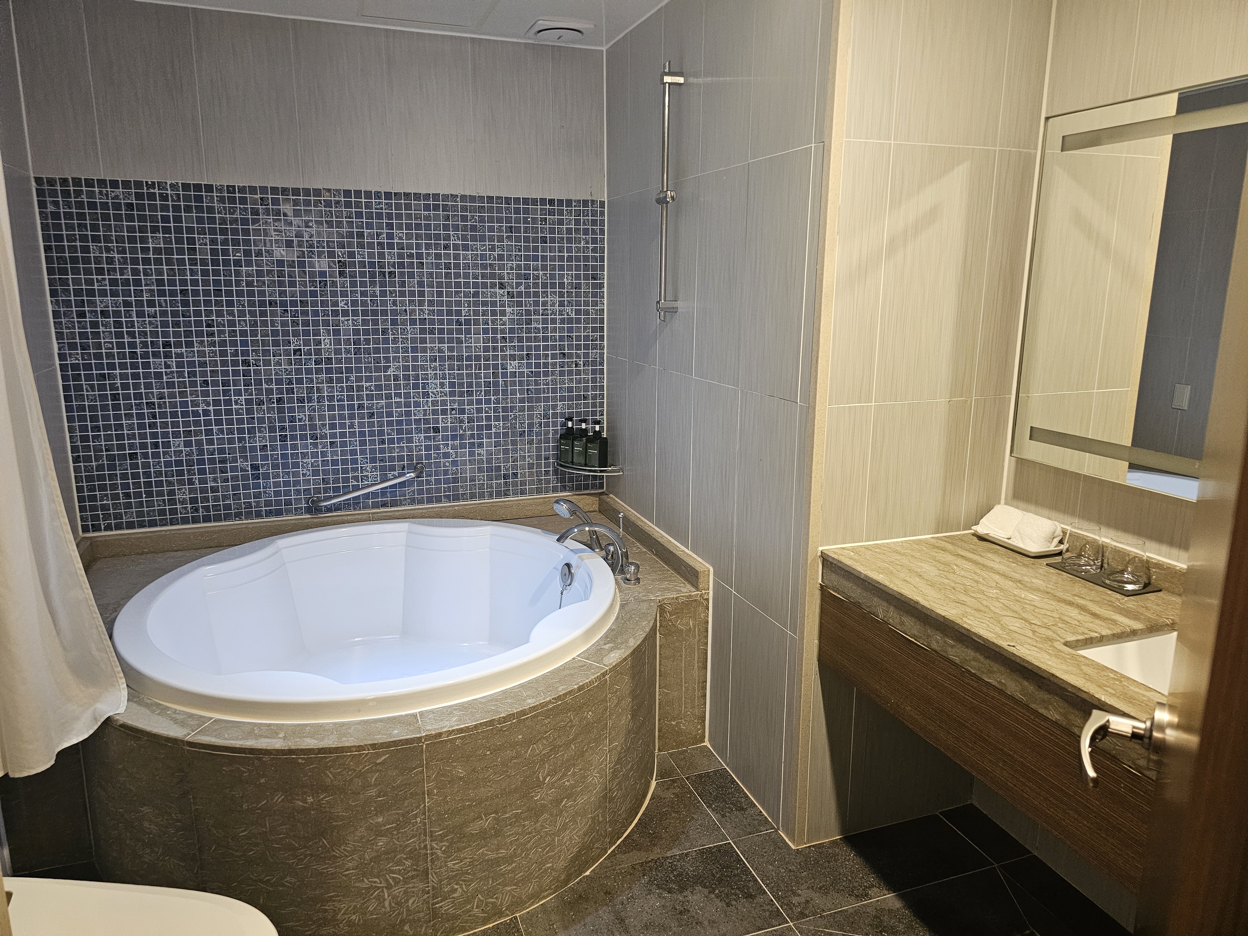 소노벨 변산 호텔 화장실