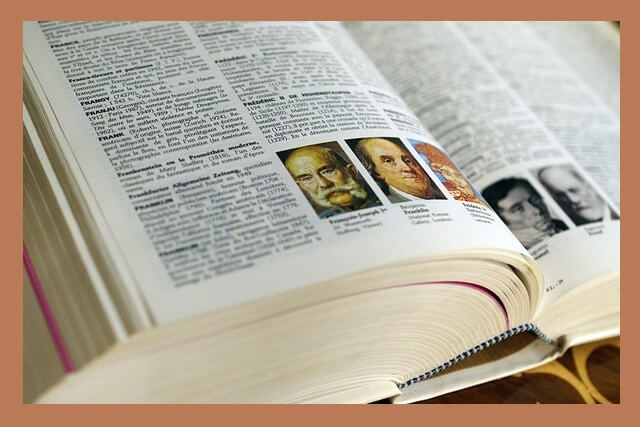 논픽션-백과사전-펼친-모습