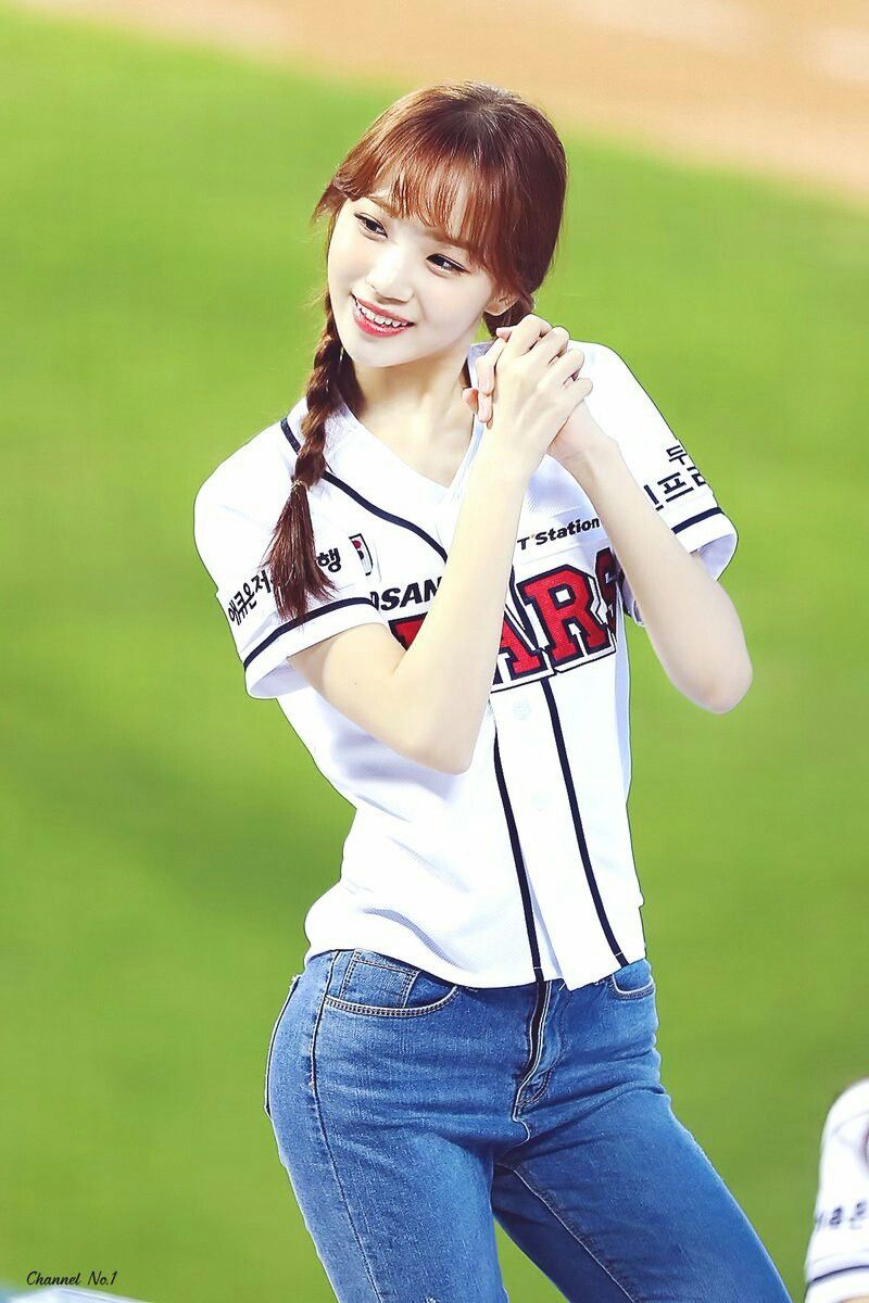 김채원 사진 모음 김채원 사진 모음